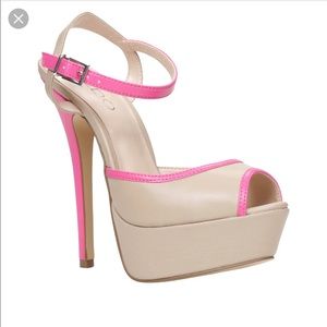 NWOT Aldo “Gelille” Nude Stiletto Pumps